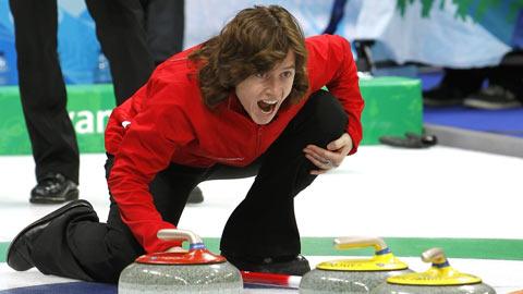 Mirjam Ott donne de la voix pour parvenir à la victoire.