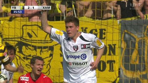Football / Super League (32e j): Neuchâtel réduit la marque contre Young Boys (1-2) sur une réussite de Geiger (35e).