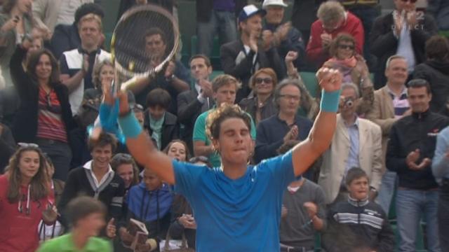 Tennis / Roland Garros (2e tour): Malgré un beau sursaut d'orgueil de Pablo Andujar qui menait 5-2 dans ce 3e set, c'est finalement Rafael Nadal qui s'impose au tie break et remporte ce match en 3 manches 7-5 6-3 7-6 (7-4)