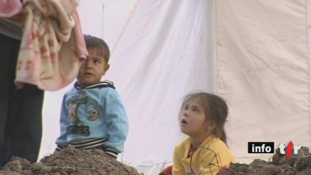 Syrie: de plus en plus de réfugiés syriens passent la frontière turque et l'armée syrienne a pénétré dans la ville de Jisr al- Choughour