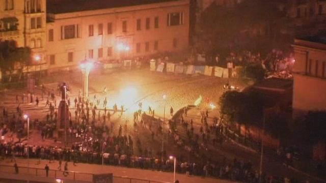 De violents heurts durant la nuit en Egypte