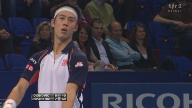Tennis / Swiss Indoors à Bâle (1re demi-finale): Novak Djokovic (SRB) - Kei Nishikori (JAP). Le Japonais refait un break à 2 partout dans le 2e se, fort applaudi par le public