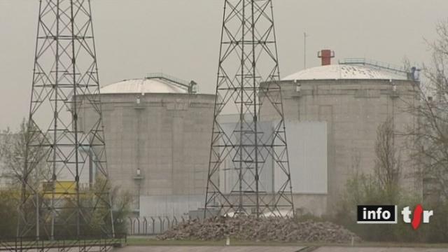 A la veille des commémorations de la catastrophe de Tchernobyl, les antinucléaires se sont mobilisés en nombre à Fessenheim (France)