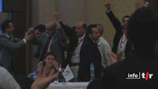 Syrie: 350 opposants se sont réunis samedi pour la première fois en une "conférence de salut national"