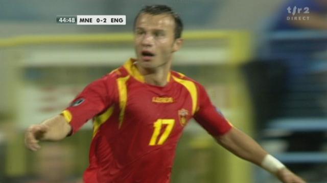 Football / Euro 2012 (éliminatoires): Montenegro - Angleterre. On croyait au 0-2 à la mi-temps, lorsque Zverotic (Young Boys!) réduit le score à 1-2