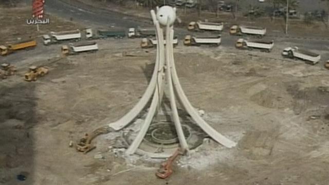 Destruction d'un monument symbolique à Bahreïn