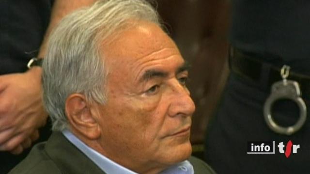 Affaire DSK: l'ancien patron du FMI a obtenu sa libération sous caution pour un million de dollars