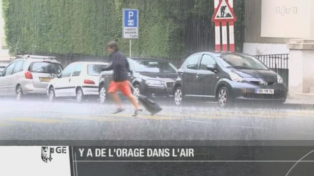 La grêle et les fortes pluies ont touché la Suisse romande, reportage à Genève où la centrale d'appel des pompiers a été débordée