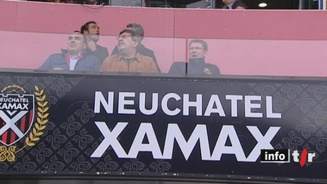 NE Xamax: Bulat Chagaev, propriétaire du club de football (au centre), n'a toujours pas fourni tous les documents.