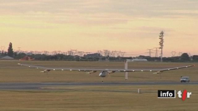 L'avion Solar Impulse s'est posé à Paris après seize heures de vol