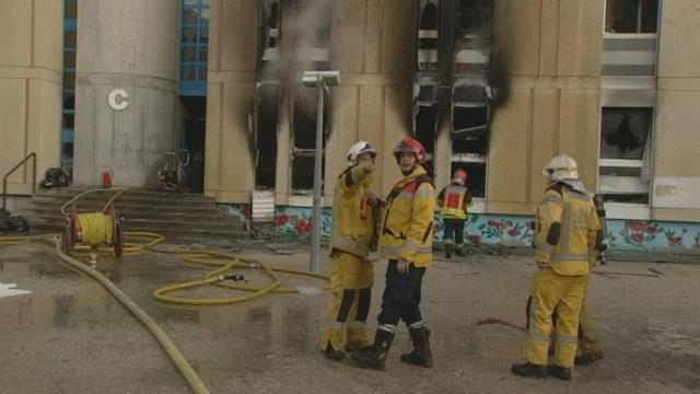 Séquences choisies - GE: centre de requérents en feu