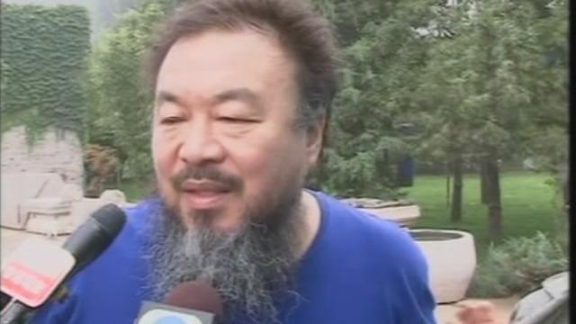 Le dissident chinois Ai Weiwei libéré sous caution