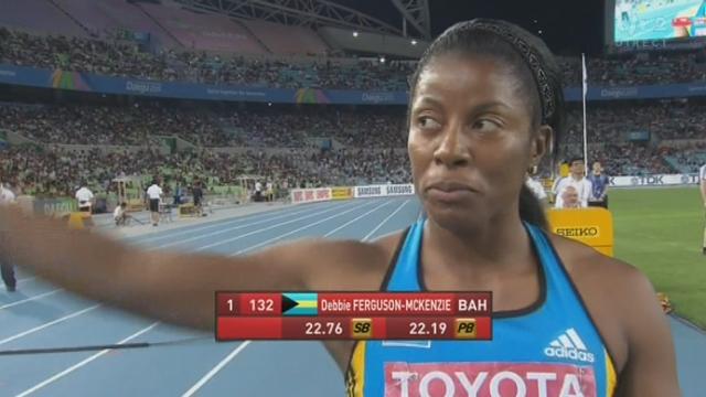 Athlétisme / Mondiaux de Daegu (CdS): 200 m dames. La Jamaïcaine Veronica Campbell bat et Allyson Felix (USA)