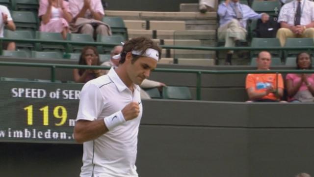 Tennis / Wimbledon / Federer-Youzhny: Le Bâlois est très solide dans ce 3e set qu'il remporte 6-3 et qui lui permet de mener 2 sets à 1 face au Russe