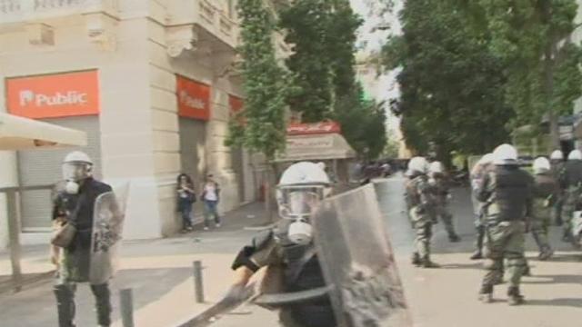 Nouveaux heurts entre police et manifestants en Grèce