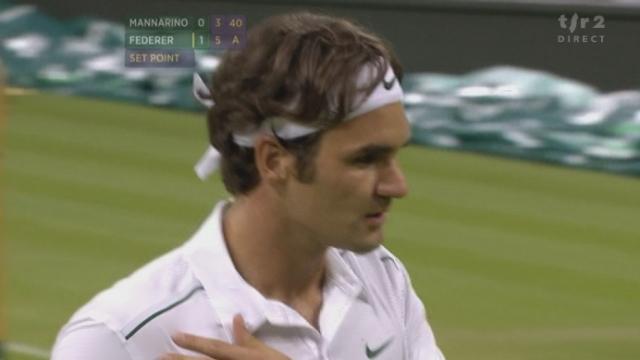 Tennis / Wimbledon (2e tour): Mannarino (FRA) - Federer (SUI). Le Français menait 40 à rien sur le service du Suisse avant de perdre la manche tout de même (6-3)