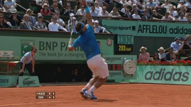 Tennis / Roland-Garros (1er tour): John Isner fait le contre-break contre Nadal (6-4 4-4)