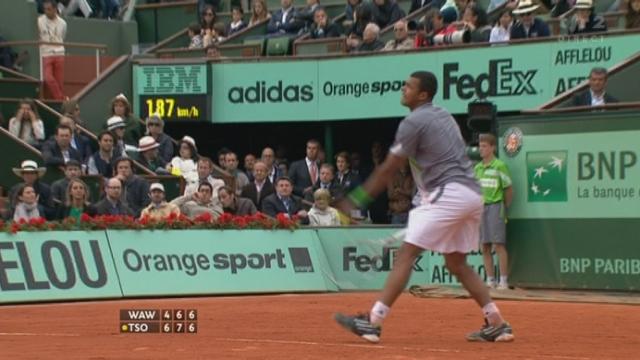 Tennis / Roland-Garros (3e tour) : Wawrinka est toujours là ! Il remporte ce nouveau tie-break et Tsonga ne mène plus que 2 sets à 1.