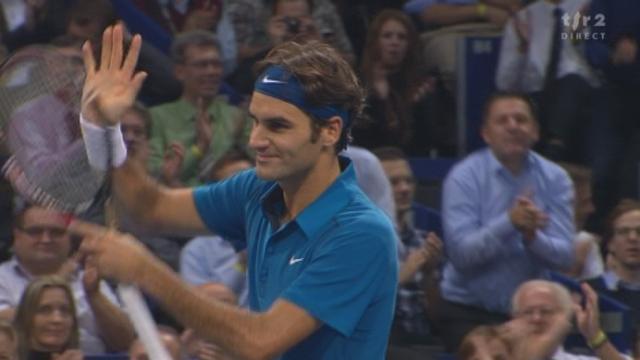 Tennis / Swiss Indoors (quarts): Roger Federer (SUI) - Andy Roddick (USA). Le Suisse affrontera l'autre Susise (Wawrinka) en demi-finales. Andy Roddick, battu 6-3 6-2 par Federer, n'a pas fait le poids