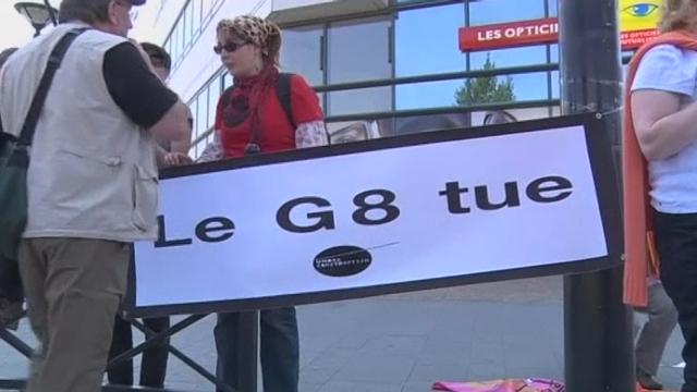 Les altermondialistes défilent au Havre contre le G8