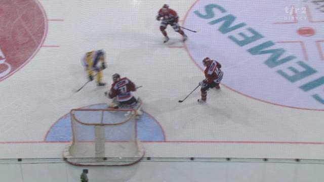 Hockey / Coupe Spengler (finale): Davos - Dinamo Riga. Les Lettons dominent, les Suisses marquent. Par Pavel Brendl, bien servi par Grossmann (2e tiers/31e//3-1)