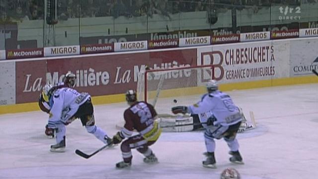 Hockey (LNA): Genève-Servette - Fribourg-Gottéron. 3-1 pour les Genevois par Samiuel Friedli après 49 minutes