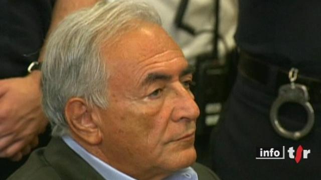Affaire DSK: l'ex-patron du FMI a obtenu sa liberté conditionnelle dans l'attente du procès