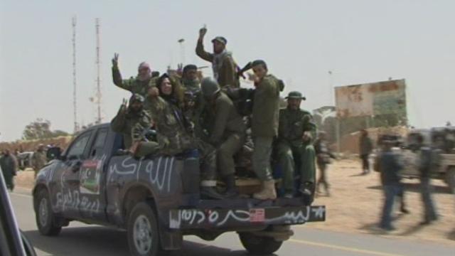 Revers pour les insurgés libyens