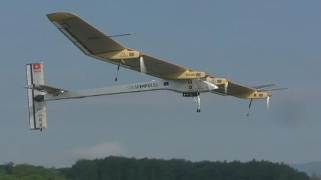 Séquences choisies - Solar Impulse vole vers Bruxelles