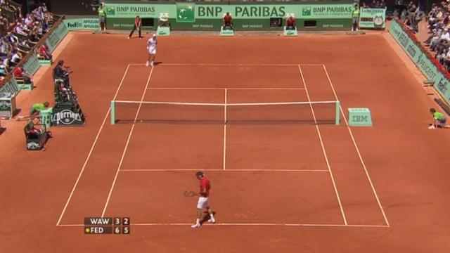 Tennis / Roland Garros (1/8 de finale): Wawrinka - Federer. 25 minutes pour la 1re manche (6-3), 31 minutes pour la 2e (6-2) pour Federer