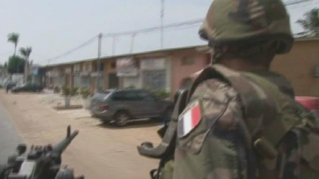 Violents combats à Abidjan en Côte d'Ivoire vendredi