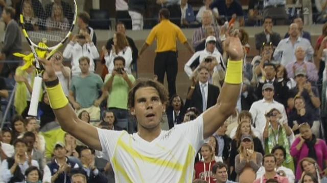 Tennis / US Open (1er tour): Andrey Golubev (KAZ) - Rafael Nadal (ESP).  3e manche: 5-6 15-40, Nadal a deux balles de match et finit par s'imposer 6-3 7-6 7-5 en 2h49 minutes