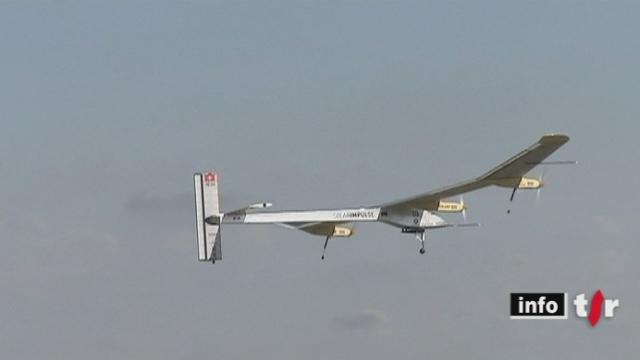Salon du Bourget: l'avion Solar Impulse a effectué un vol de démonstration