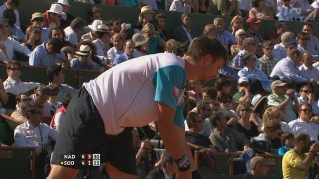 Tennis / Roland Garros (1/4): Nadal - Soderling. Nadal déroule dans le 2ème set et mène 2 à 0. L'Espagnol a clairement élevé son niveau de jeu par rapport aux tours précédents.