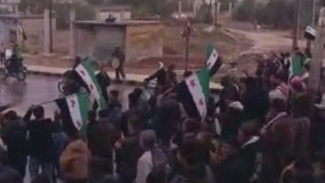 Des chars syriens seraient toujours à Homs