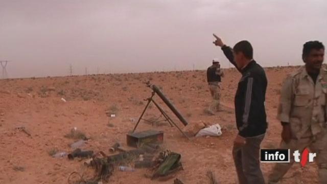 En Libye, les forces de Mouammar Khadafi ont tiré un missile de type Scud contre les rebelles qui se rapprochent toujours plus de Tripoli