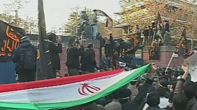 Séquences choisies - Ambassade attaquée à Téhéran
