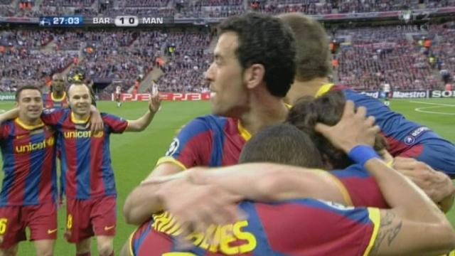 Football / Ligue des Champions (finale à Wembley): Barcelone - Manchester United.  27e: Xavi décale Pedro et c'est 1-0. Un match hallucinant