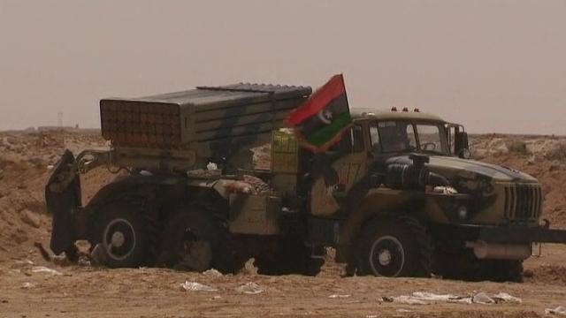 Les troupes pro-Kadhafi approcheraient d'Ajdabyia