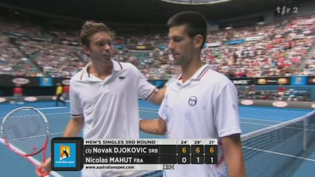 Tennis / Open d'Australie (3e toulr): Novak Djokovic (CRO) - Nicolas Mahut (FRA). Le no 1 mondial finit en trombe (6-0 6-1 6-1) en moins d'une heure et quart!