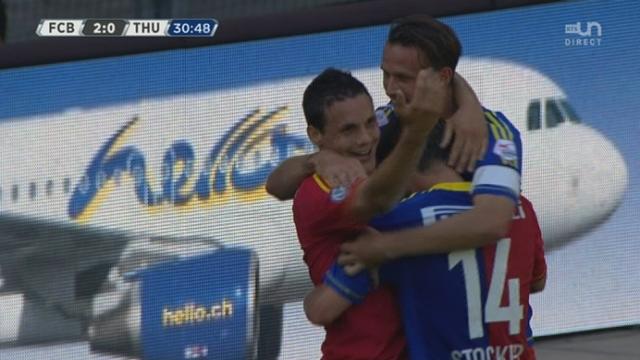 Football. Super League (5e journée). Bâle - Thoune. 31e minute: Marco Streller "remet ça" (2-0)