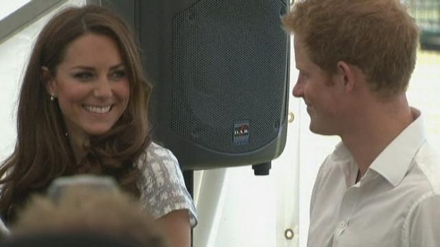 William, Kate et Harry entraînent des jeunes sportifs