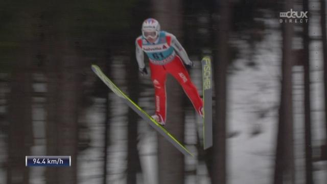 Saut à ski. 2e concours d’Engelberg. Simon Ammann, 21e de la 1re manche, finit 26e avec ce saut
