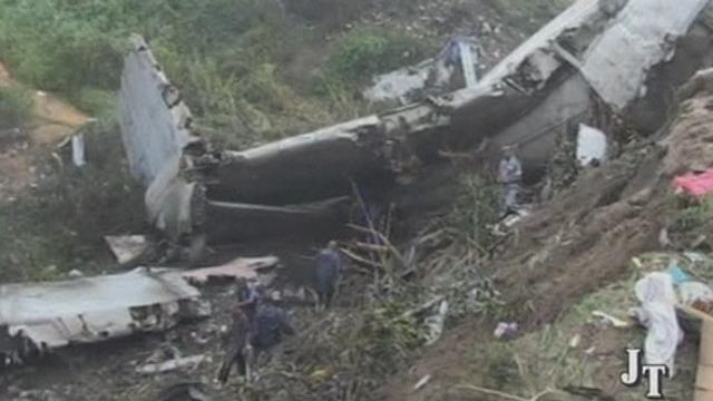 Séquences choisies - Accident d'avion au Congo