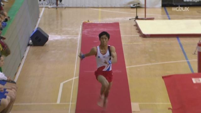 Chiasso. 29e édition. Yang Hak-Seon, le champion olympique corén, a obtenu le meilleur résultat absolu de la compétition (15.75 au saut de cheval). Il ne sera pourtant pas finaliste