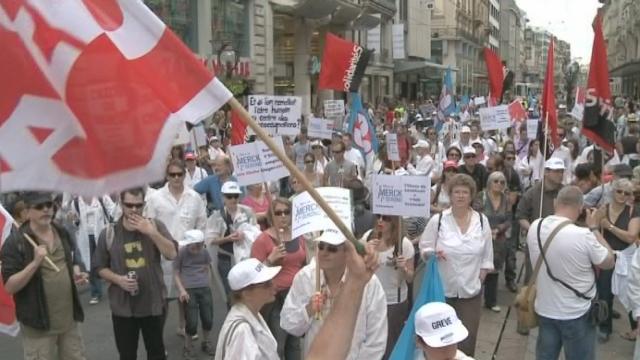 Séquences choisies - manifestation contre Merck Serono