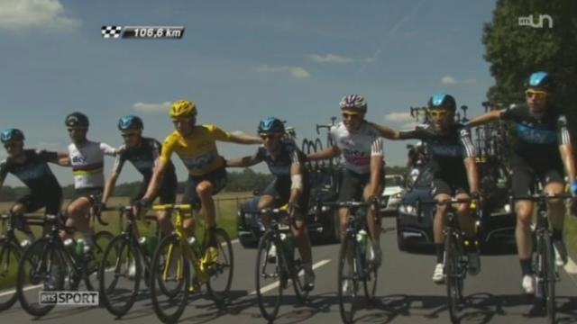 Cyclisme: Bradley Wiggins gagne son premier Tour de France tandis que Mark Cavendish remporte pour la quatrième fois de suite la dernière étape à Paris