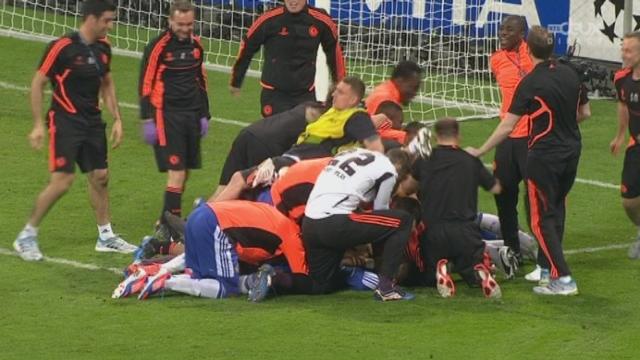 Finale. Bayern Munich - Chelsea 1-1 après 120 minutes. Le trophée se joue aux tirs au but.