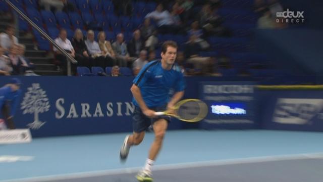 Tennis – Swiss Indoors. 1/16e de finale. Chiudinelli – Garcia-Lopez (5-7, 6-3, 5-3): léger passage à vide pour Chuidinelli qui reprend confiance avec le gain de sa mise en jeu.