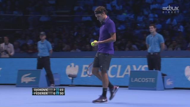 Finale Djokovic - Federer (7-6, 0-2): Federer confirme le break en début de deuxième manche en remportant son service après un premier jeu extrêmement long de 11mn.